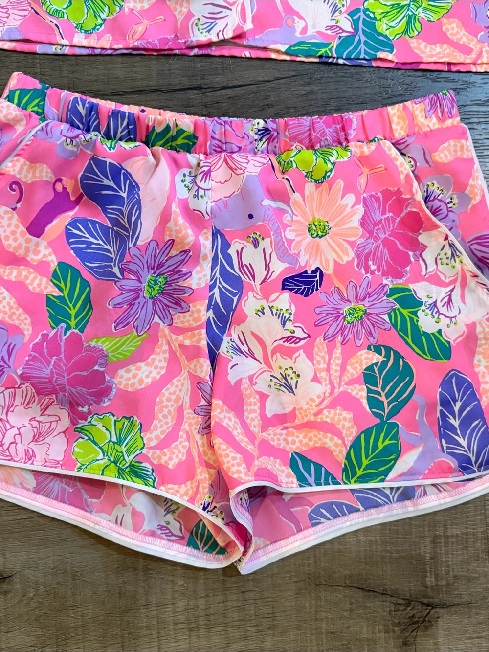 Lilly Pulitzer Teagan Tropical Floral Short Pajama Set🌸🐘 Size Small - Picture 6 of 15
